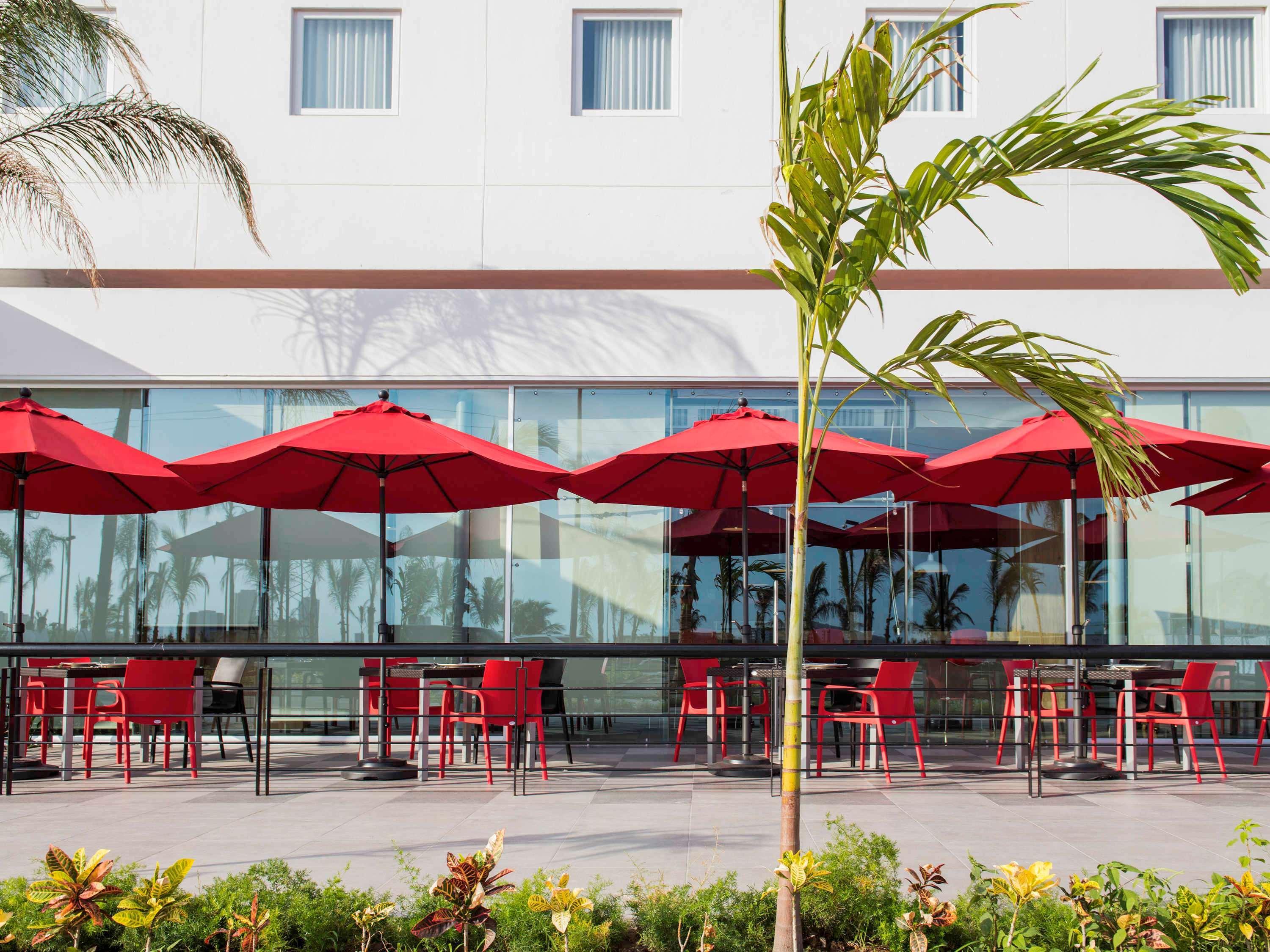 Отель Ibis Mazatlan Marina Экстерьер фото
